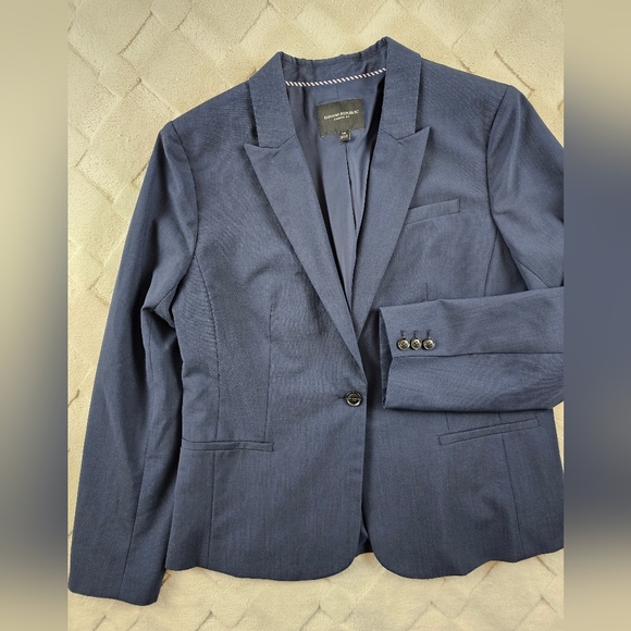 Banana Republic Single Button Blazer Womens 14 Classic Fit Navy in Marzotto Wool - Picture 2 of 11